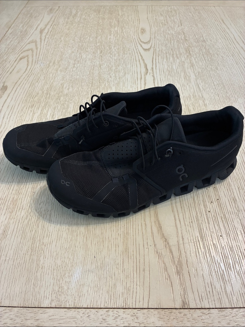 Men’s ON Clouds 6 “Eclipse” Running Active Sneaker Shoes (Black)